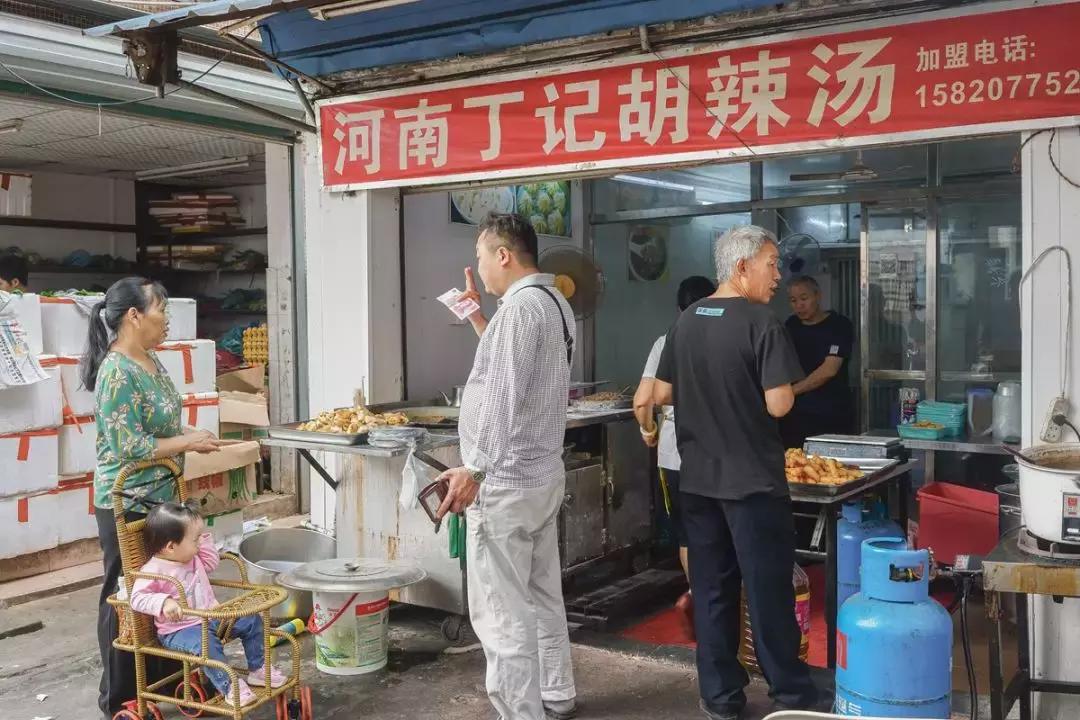 深圳最新包子店转让，最新转让信息及详情