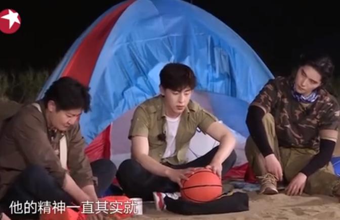 周杰伦最新照片,自然之旅的心灵鼓舞