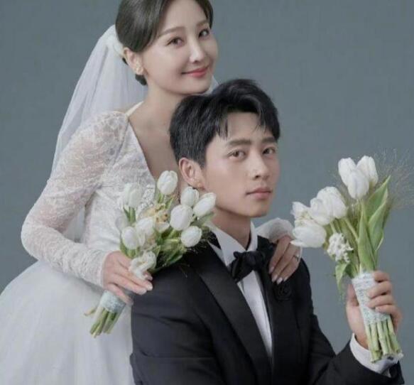 鹿迪夫妇视频最新,揭秘恩爱背后的故事