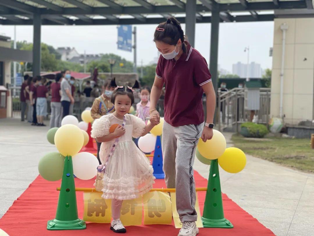 深圳最新交通管制区域，爱的导航与陪伴的旅程