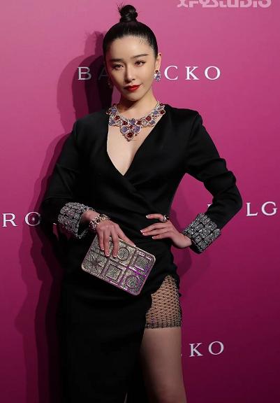 丸子最新直播衣服，与自然的亲密接触，寻找内心的宁静之旅