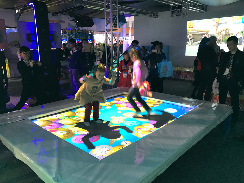 最新互动娱乐，引领未来的娱乐新潮流