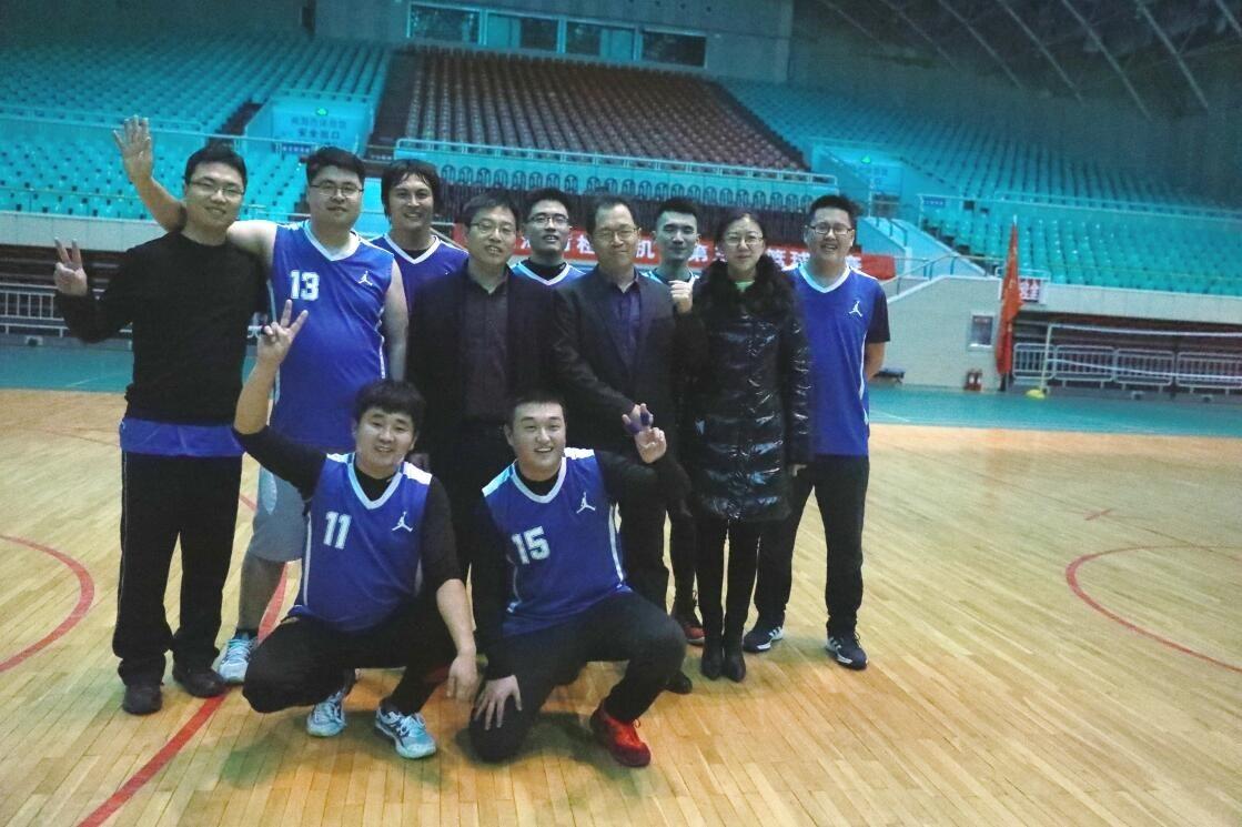 帮我播报最新资讯，探索实时新闻播报的重要性与优势