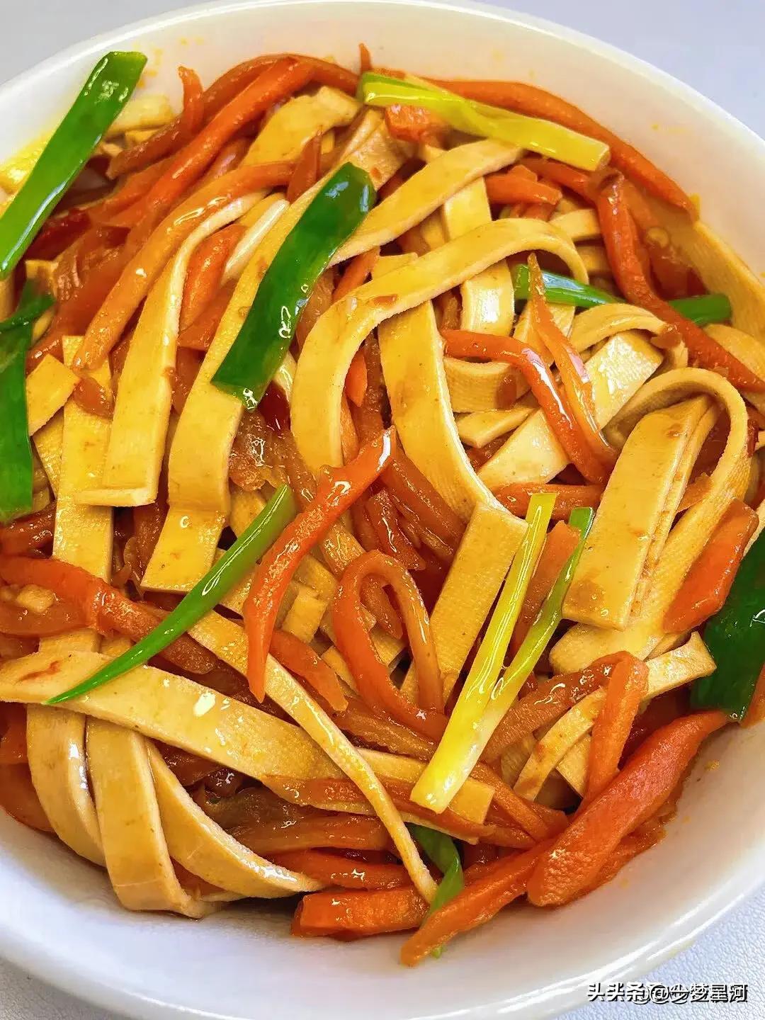 最新碱信息，碱性人生，自信与成就的力量