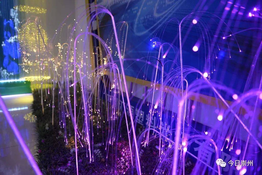 最新广告灯，科技之光，点亮生活