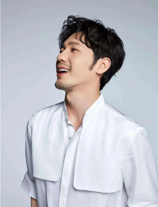 白宇最新活动，深度探析其影响及意义